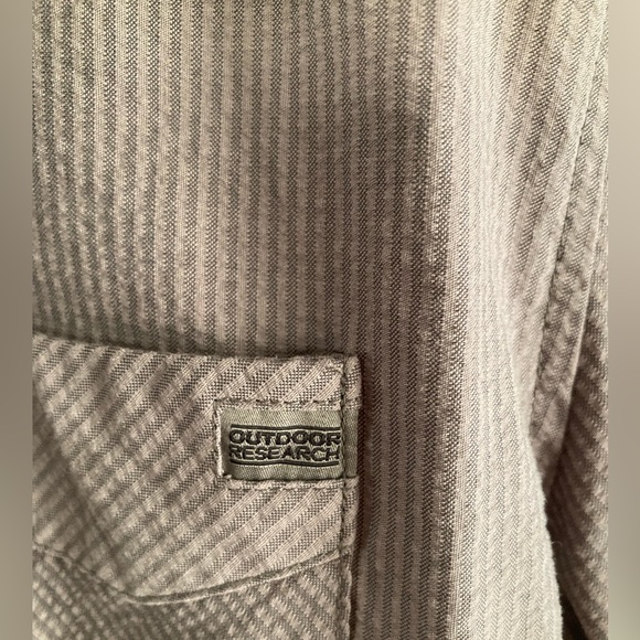 Medium, OUTDOOR RESEARCH Button down casual shirt! - Picture 5 of 7